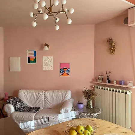 Apartment With Garden *