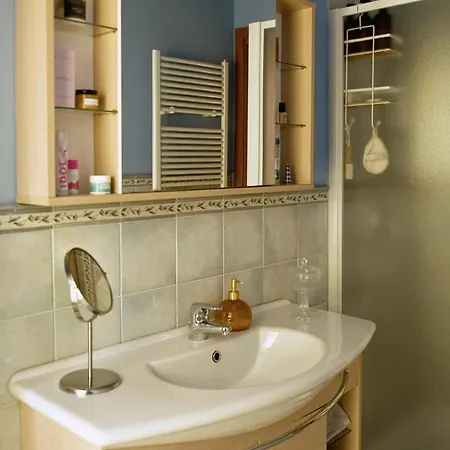 Apartamento With Garden *